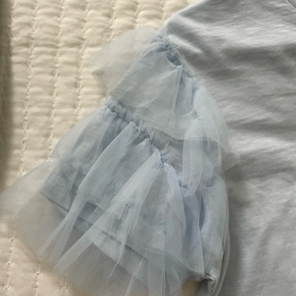 Lea and Viola puff sleeve baby blue top. - Picture 4 of 4